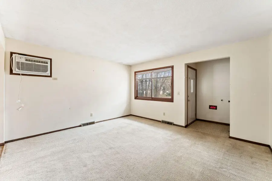 845-847 Weeks Avenue Se, Minneapolis, MN 55414 - #2