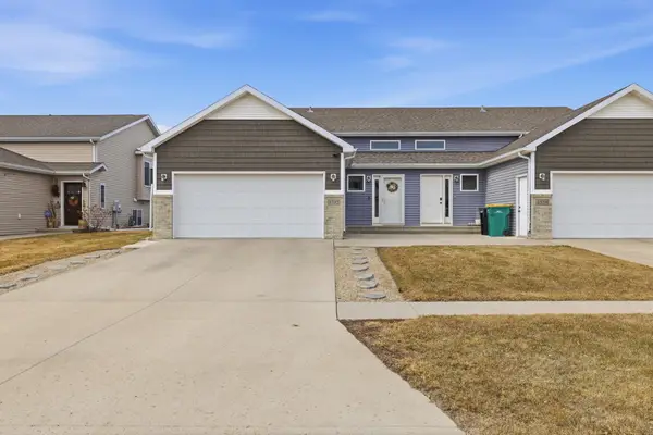 1332 4th Street Nw, West Fargo, ND 58078