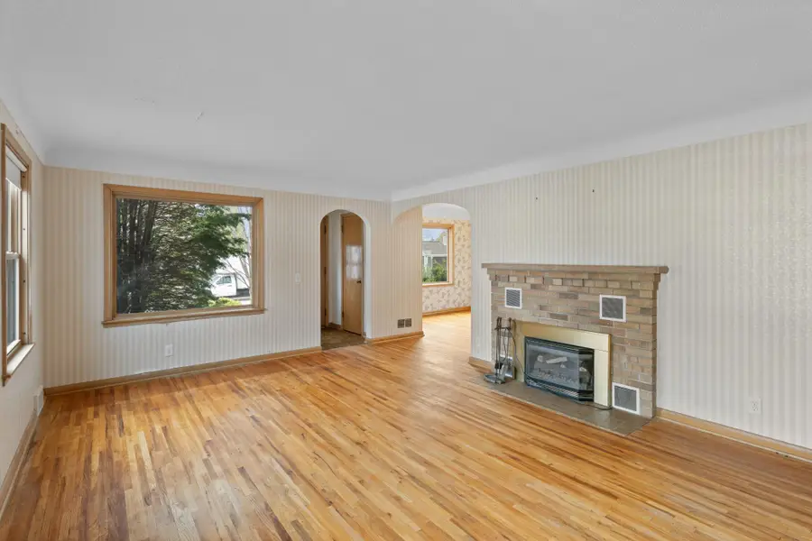 3273 Drew Avenue N, Minneapolis, MN 55422 - #2