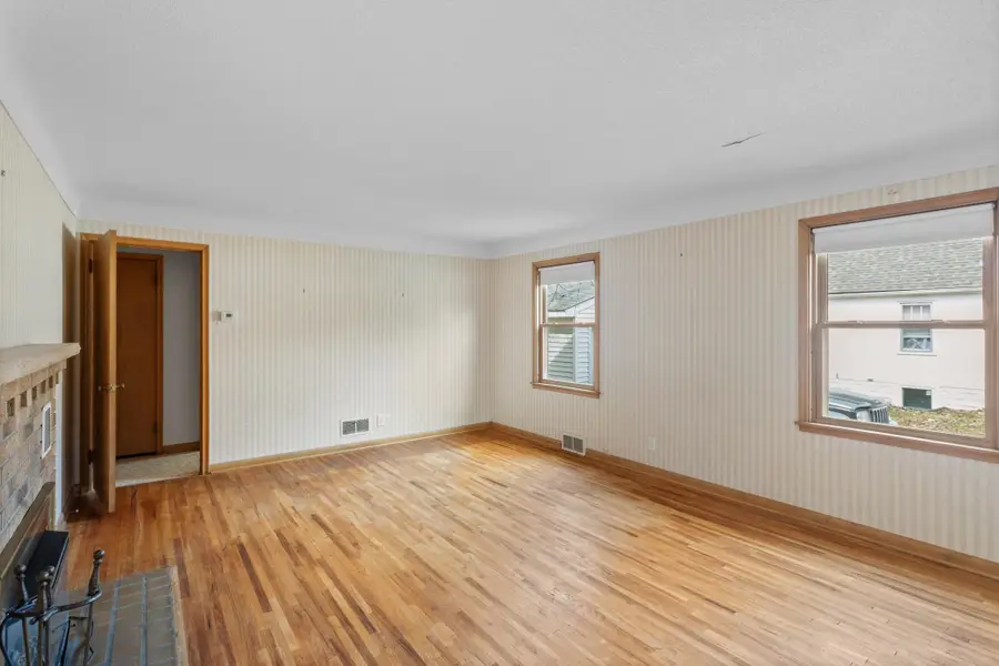 3273 Drew Avenue N, Minneapolis, MN 55422 - #3