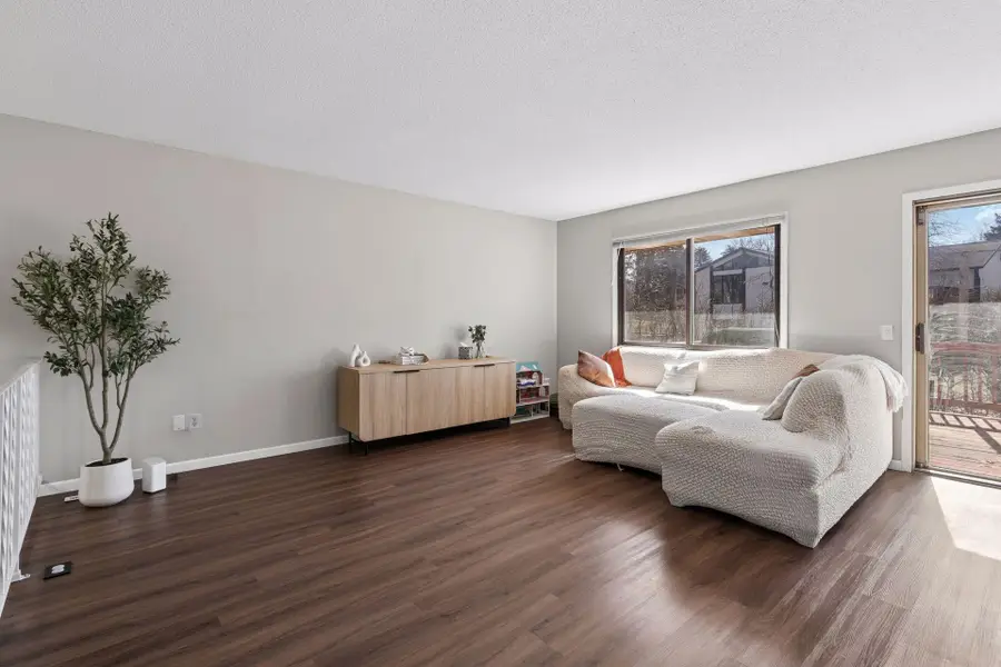 12238 Oak Leaf Circle, Burnsville, MN 55337 - #2