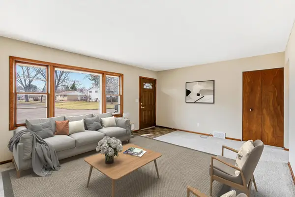 1455 Dixon Drive, Saint Paul Park, MN 55071