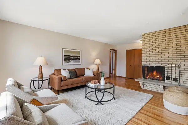8409 32nd Place N, Minneapolis, MN 55427