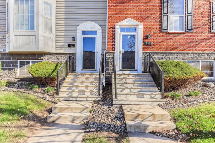 727 2nd Street Ne, Hopkins, MN 55343 - #2