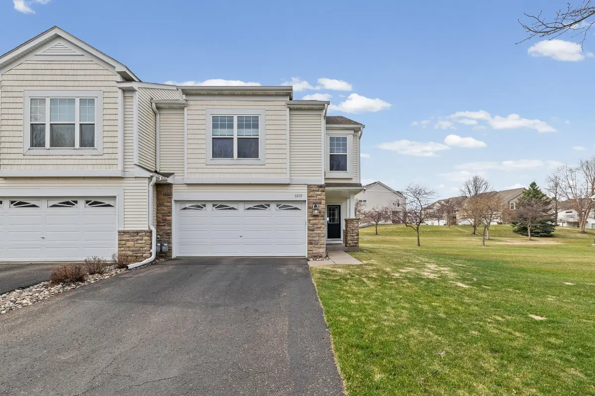 6819 Newbury Road, Woodbury, MN 55125 - #1