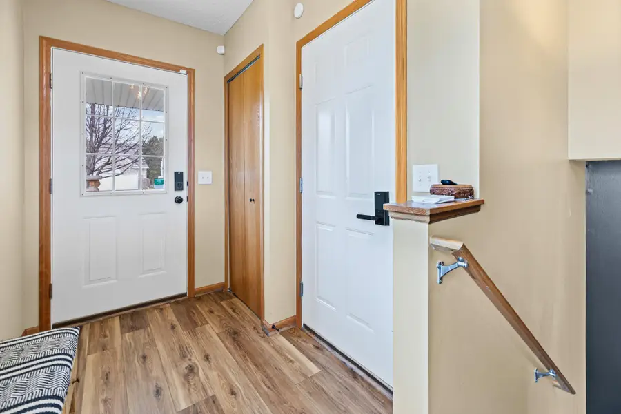 6819 Newbury Road, Woodbury, MN 55125 - #3