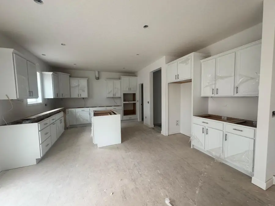 2642 Aspen Drive, Shakopee, MN 55379 - #2