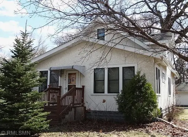 248 Winona Street W, Saint Paul, MN 55118