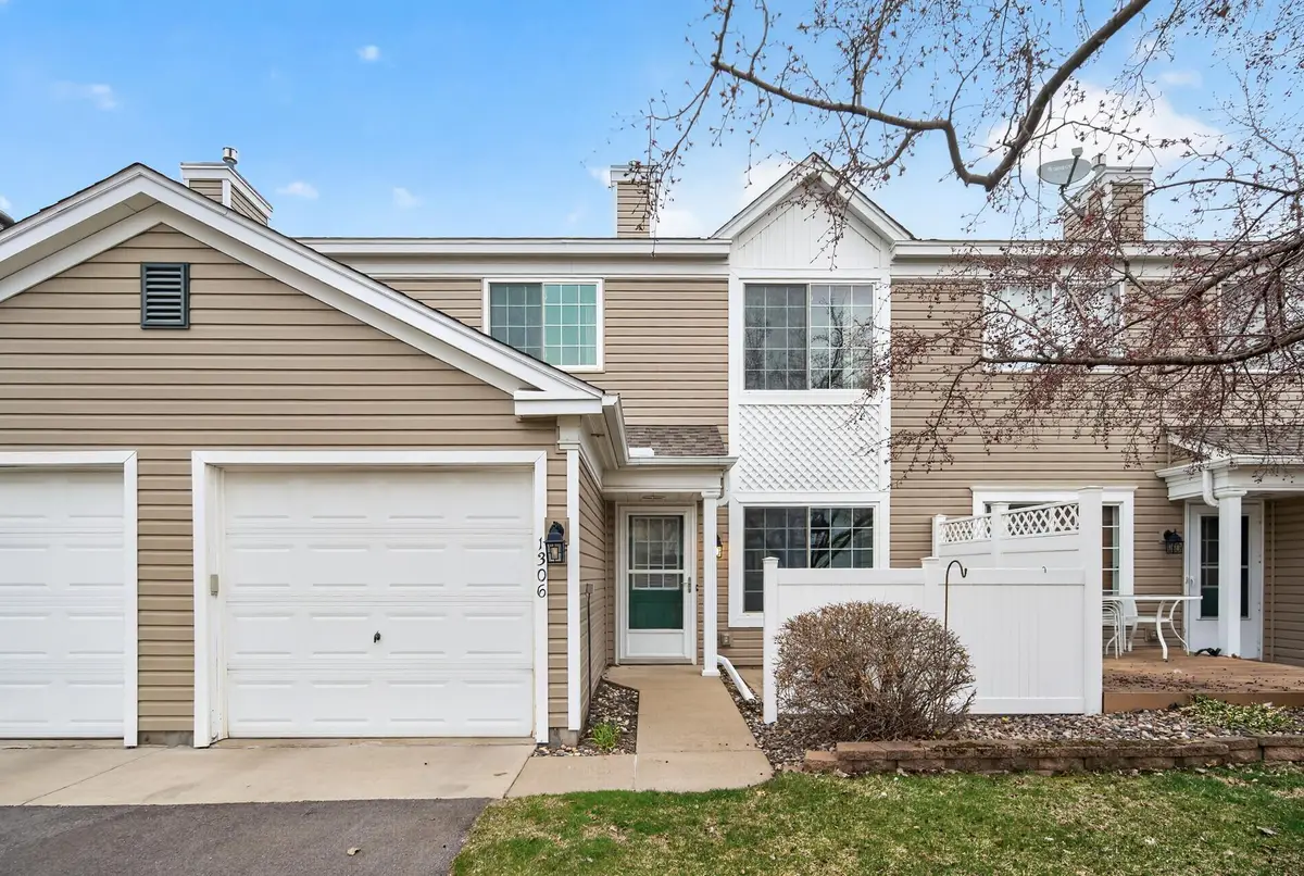 1925 Southcross Drive W #1306, Burnsville, MN 55306 - #1