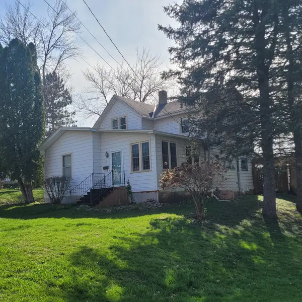 115 Cottrill Street N, Waterville, MN 56096