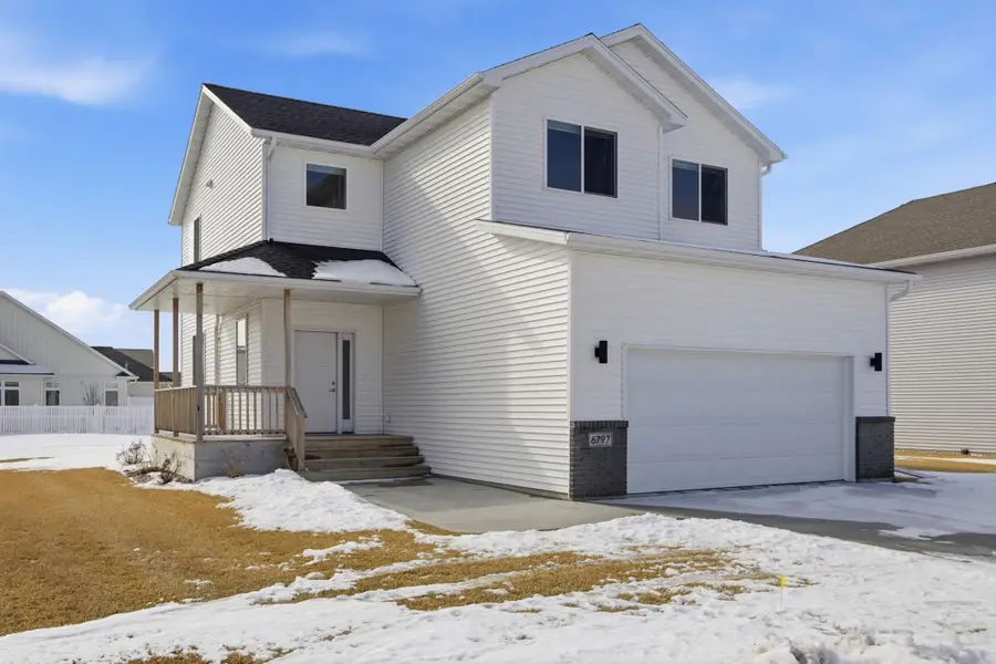 6797 28th Street S, Fargo, ND 58104 - #2