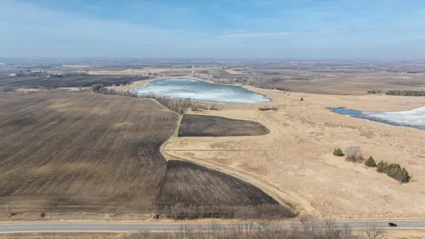 000 Mn-25, Mayer, MN 55360