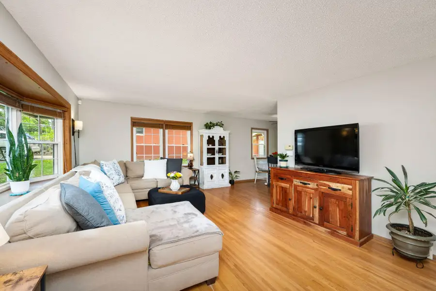 7000 Hill Place N, Minneapolis, MN 55427 - #3