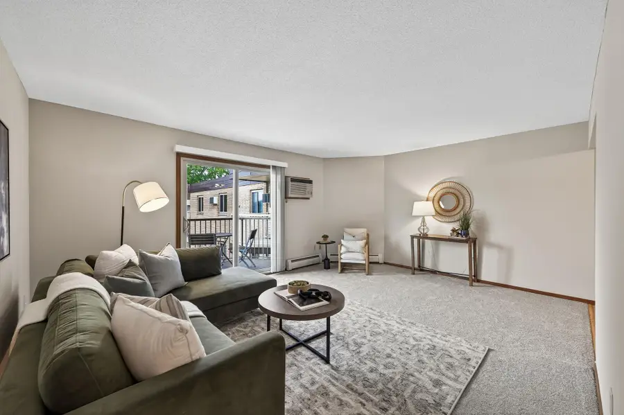 3153 Old Highway 8 #304, Roseville, MN 55418 - #2