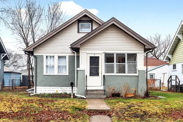 1369 Hewitt Avenue, Saint Paul, MN 55104