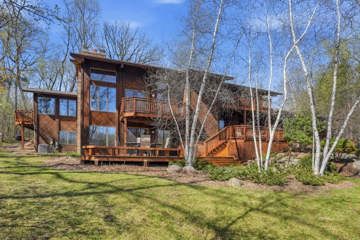 985 Cliff Road, Eagan, MN 55123 - #1