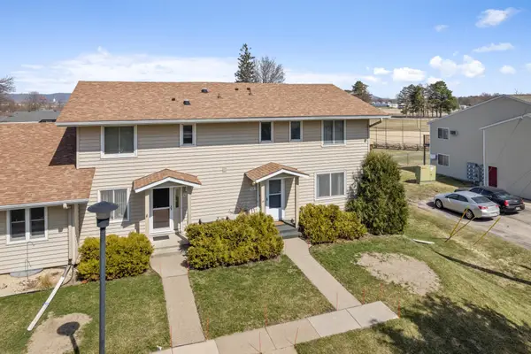 1426 Mcnally Drive #I, Winona, MN 55987