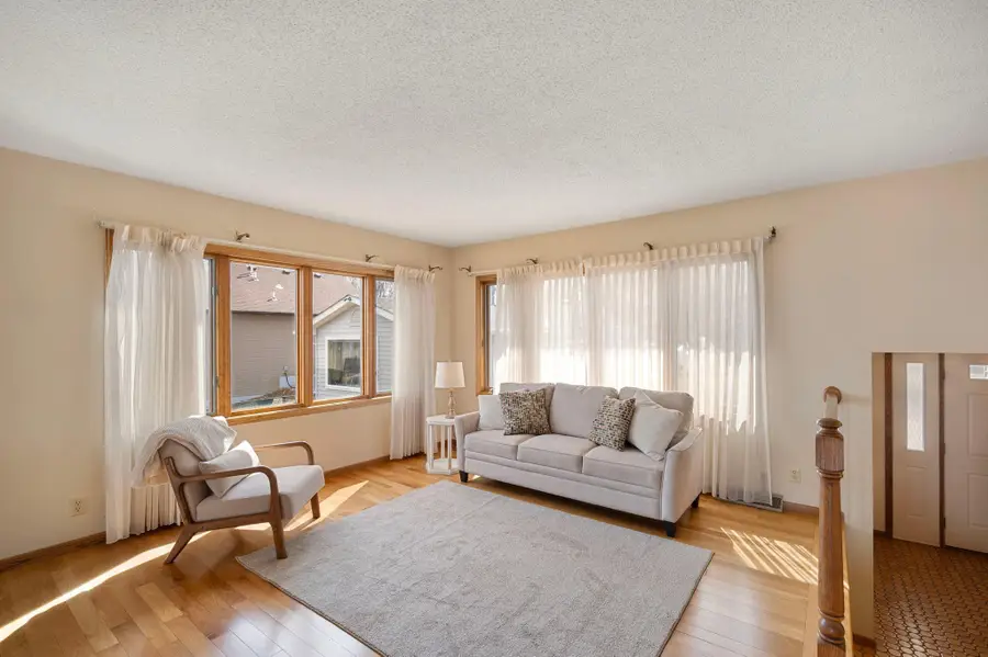 3521 Interlachen Drive Ne, Andover, MN 55304 - #3