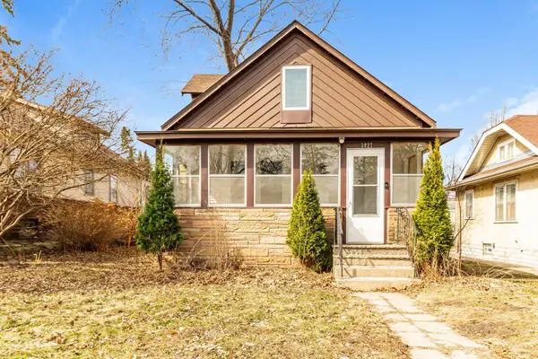 3827 Sheridan Avenue N, Minneapolis, MN 55412