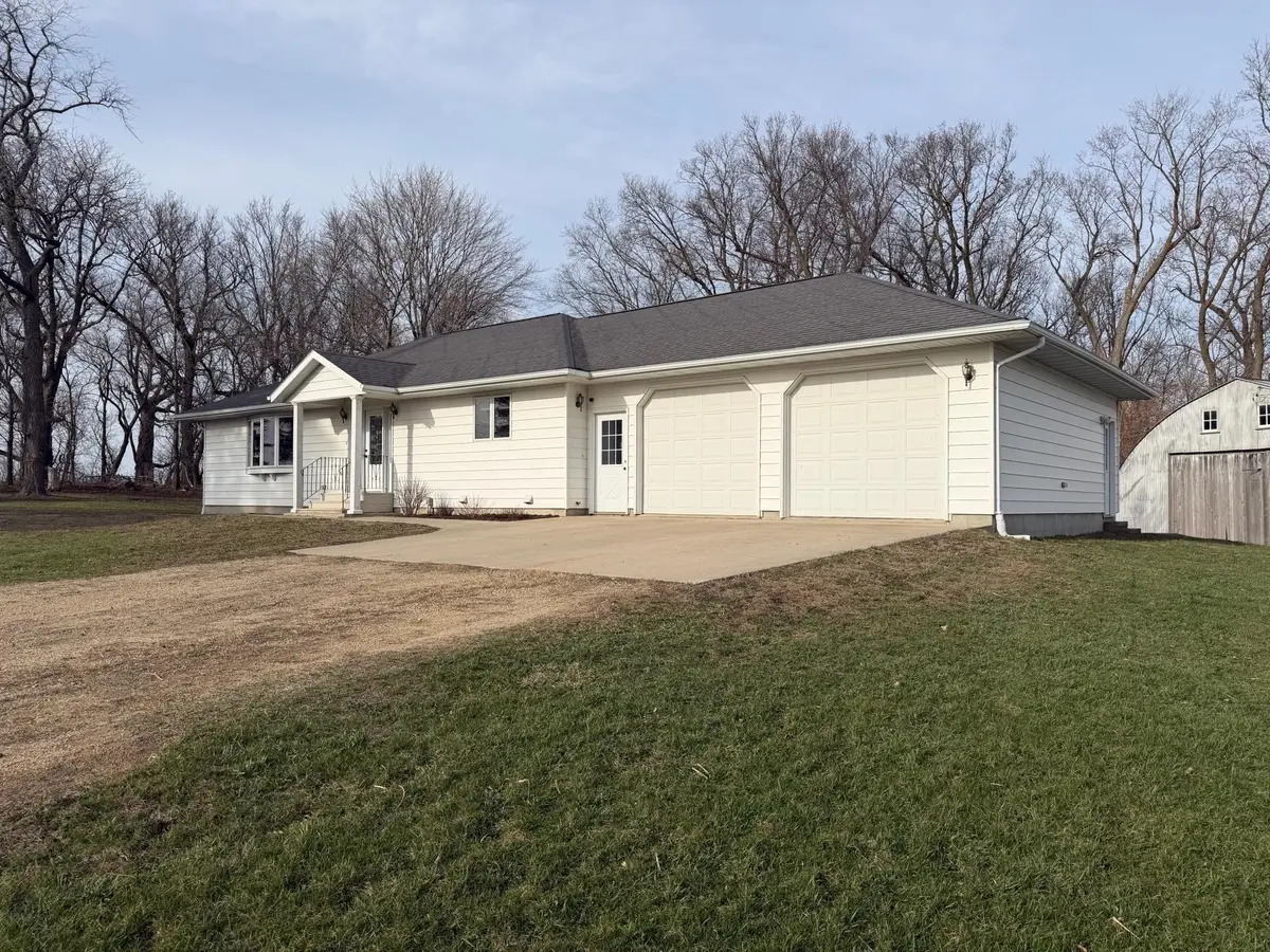 16612 670th Avenue, Alden, MN 56009 - #1