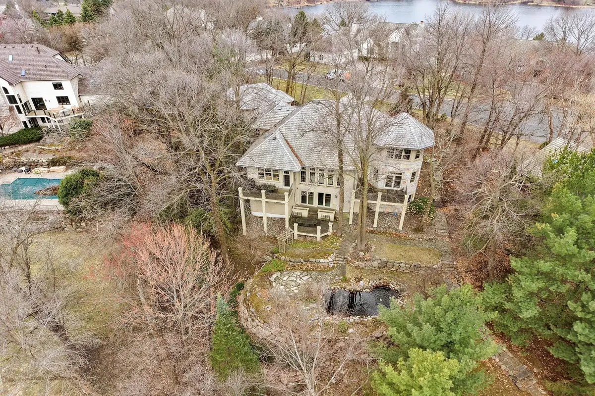 15330 Masons Pointe, Eden Prairie, MN 55347 - #1