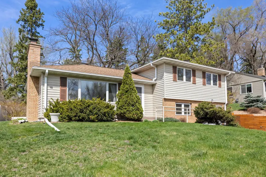 3645 Robinwood Ter, Minnetonka, MN 55305 - #3