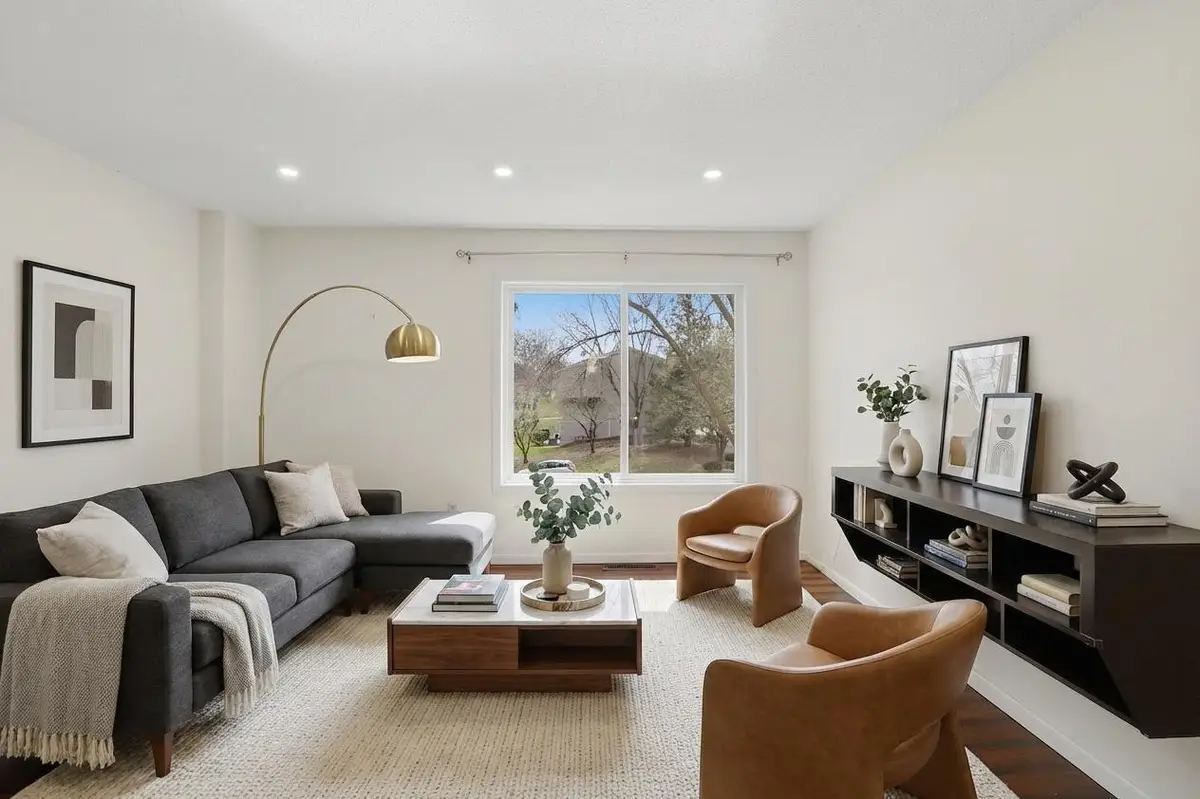 1768 Meadowlark Court #31768, Eagan, MN 55122 - #1