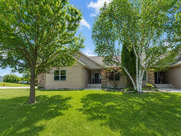 126 Acorn Avenue Nw, New London, MN 56273