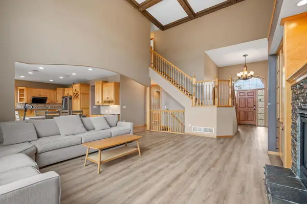 535 Majestic Oaks Court, Saint Paul, MN 55123