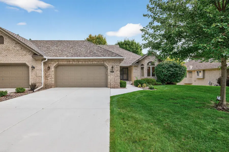 10417 Fawns Way, Eden Prairie, MN 55347 - #2