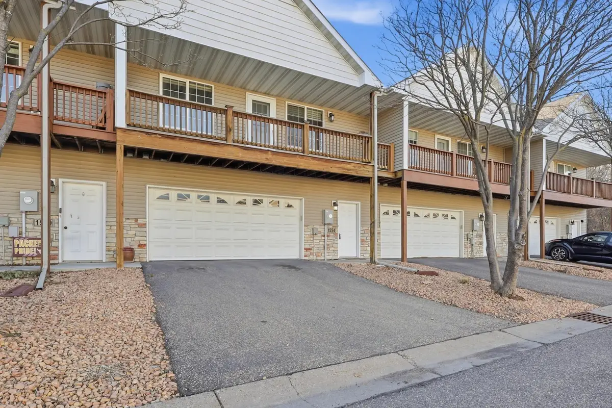 1554 Lincoln Park Drive, South Saint Paul, MN 55075 - #1