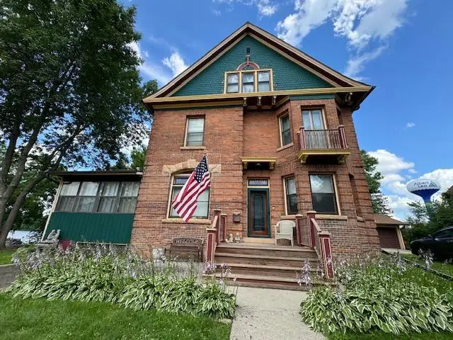 310 N Washington Avenue, Albert Lea, MN 56007 - #1