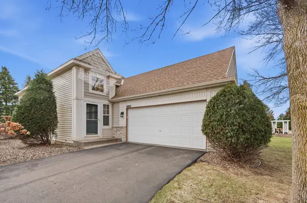 10272 Country Club Curve, Woodbury, MN 55129