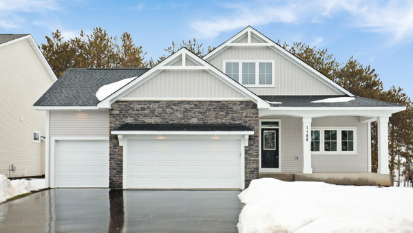 1564 Creekwood, New Richmond, WI 54017