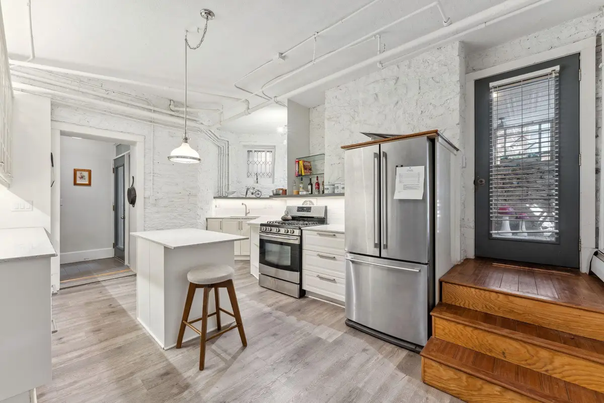 710 Summit Avenue #4, Saint Paul, MN 55105 - #1