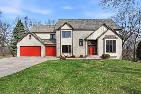 12960 32nd Avenue N, Minneapolis, MN 55441