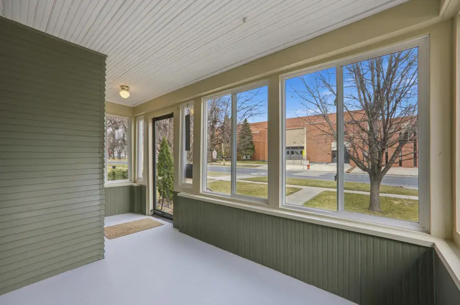 1322 9th Avenue S, Fargo, ND 58103 - #3