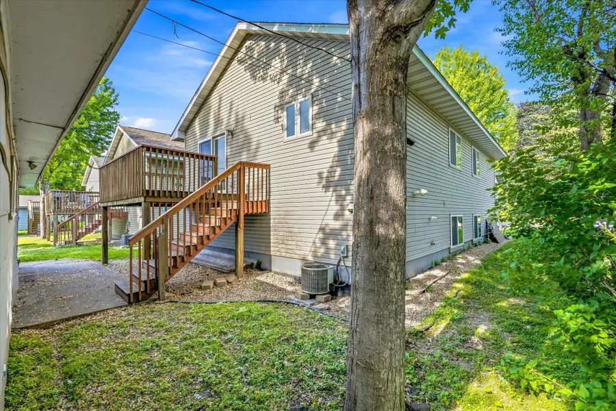 1077 26th Avenue Se, Minneapolis, MN 55414 - #2