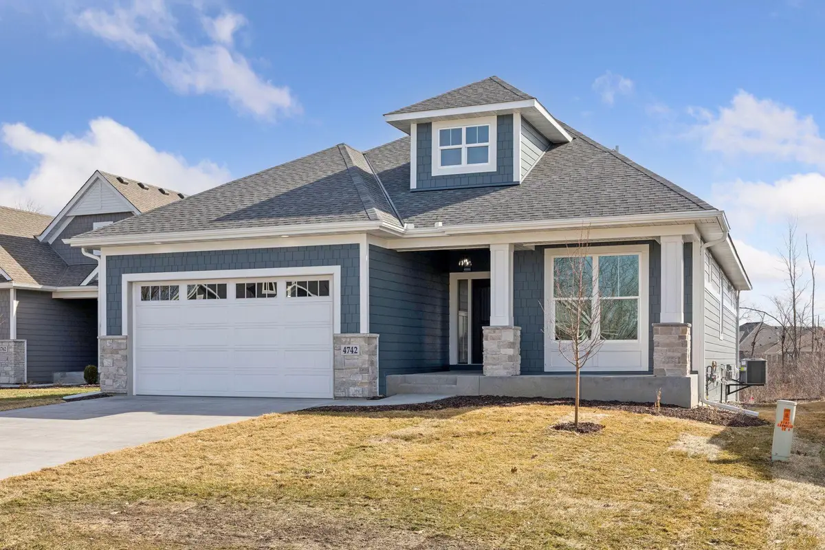 4742 Lawndale Court N, Minneapolis, MN 55446 - #1