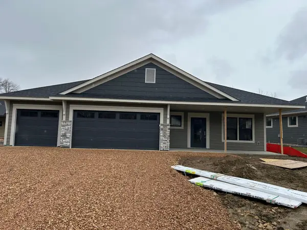 1954 Woods Point, Waconia, MN 55387