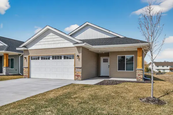 25850 Emerson Court, Wyoming, MN 55092