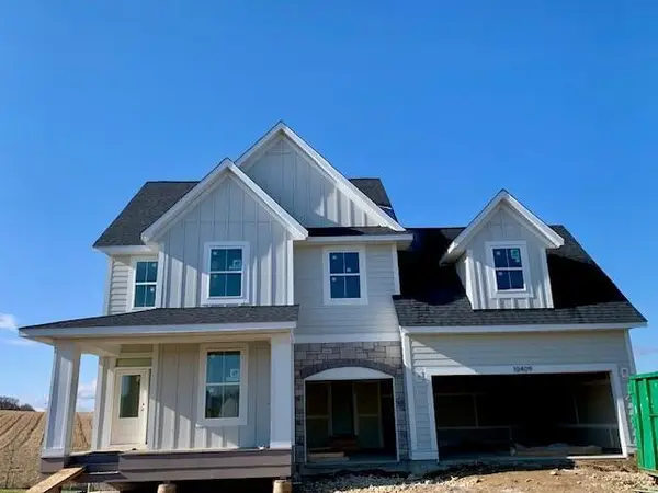 10409 Blackmoor Road, Woodbury, MN 55129