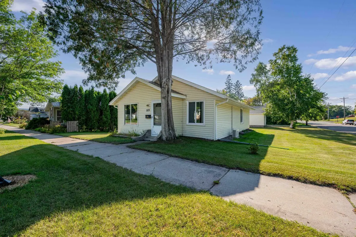 523 NW 6th Avenue, Grand Rapids, MN 55744 - #1