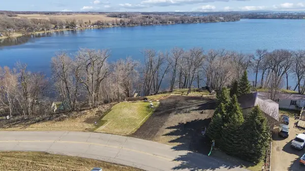 21280 654th Avenue, Litchfield, MN 55355