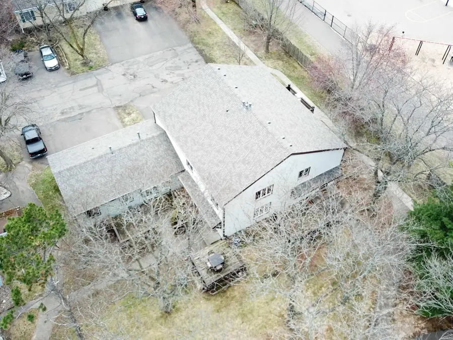 4950 Grenwich Trail N, Oakdale, MN 55128 - #2