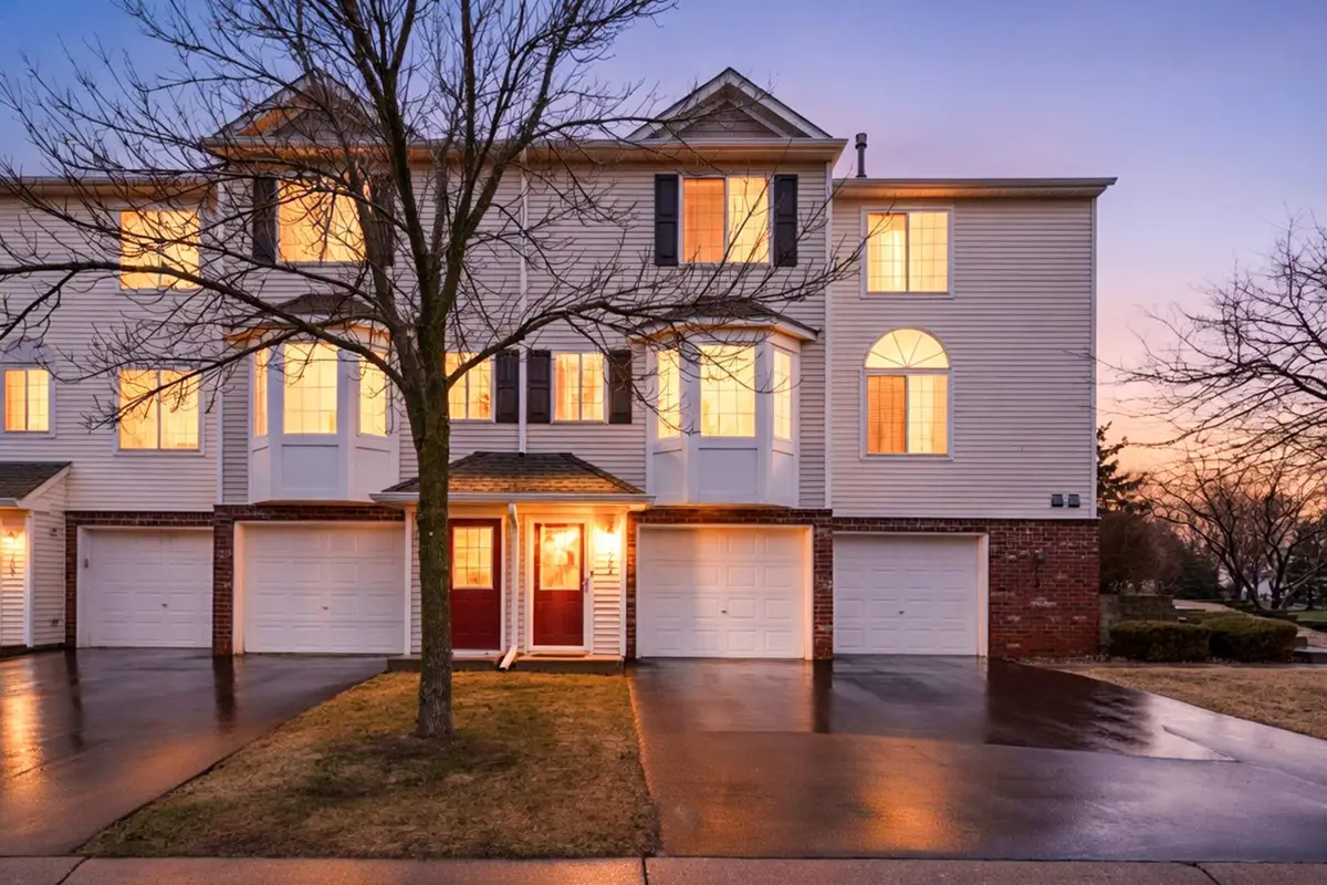 7702 Arboretum Village Circle, Chanhassen, MN 55317 - #1