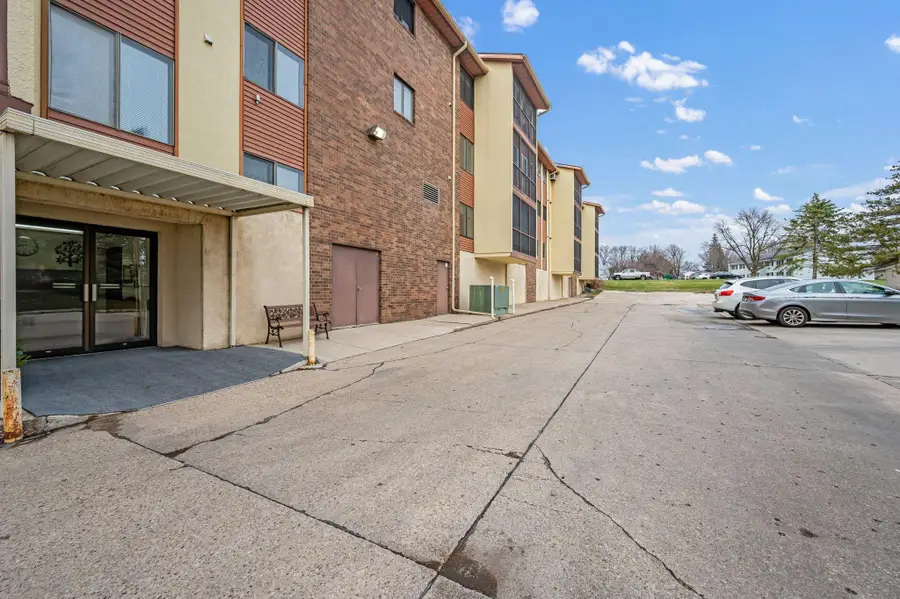 2679 Albion Avenue #103, Fairmont, MN 56031 - #3