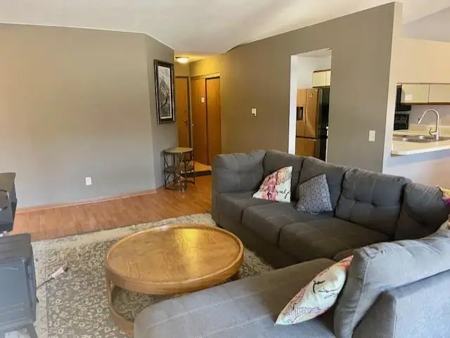 4151 Boone Avenue N #202, New Hope, MN 55427 - #2