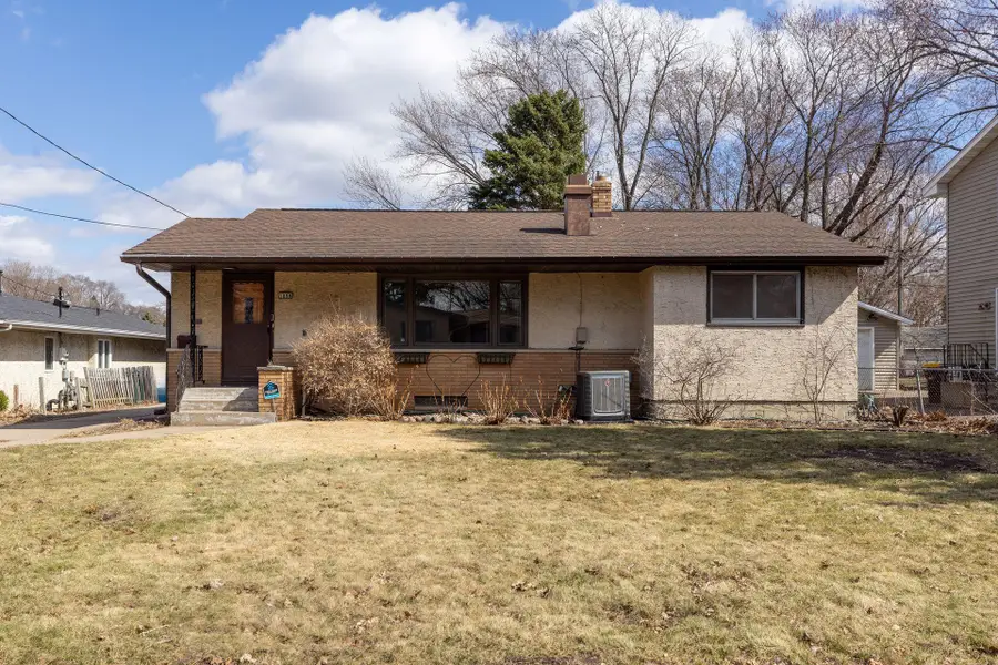 1096 Carrie Street, Saint Paul, MN 55118 - #2