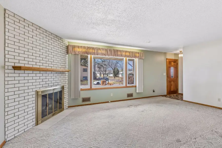 1096 Carrie Street, Saint Paul, MN 55118 - #3